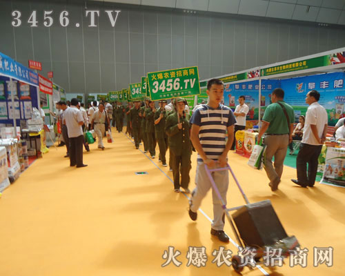 һֱ��Ŭ����������ǰ�M