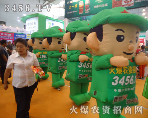 �𱬾W�������е����������A���˅����˵���A