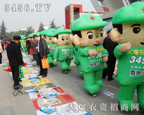 �������F(tu��n)�(du��)�����^��2013�Ϸ��׏�(f��)�ʕ�(hu��)�h������ÿһ��(g��)����